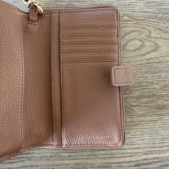 Tory Burch Britten Smartphone Wallet-Bark Rolled Leather-Gold Hardware-RRP $185 - Picture 7 of 8